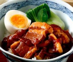 黄金卤肉饭