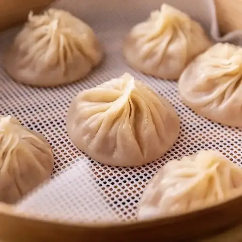 Rocky-style signature dishes that stimulate all five senses!