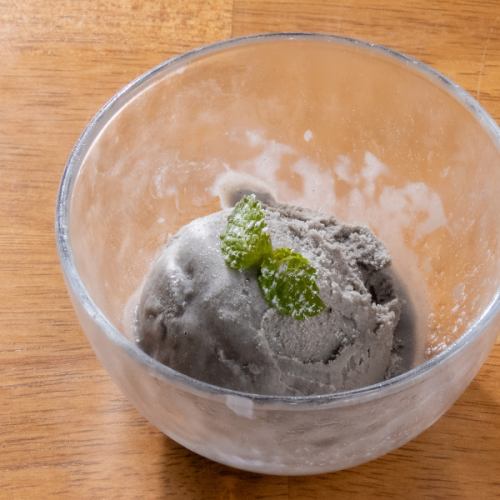 黒胡麻アイス