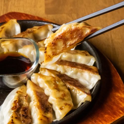 熱々！鉄板餃子♪