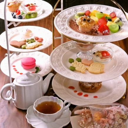 当日OK★女子会や誕生日、記念日、デートに◎イチゴのアフタヌーンティー★紅茶付　