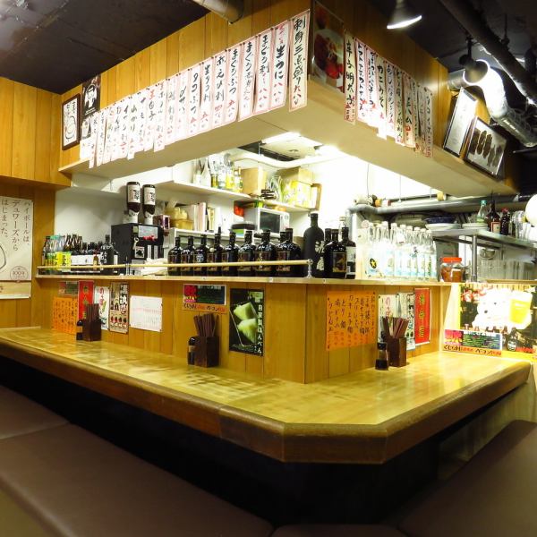 【中目黒の名物居酒屋】一人飲みやご友人との二人飲みなどにも最適です。大衆割烹ならではの作り手の気持ちが伝わるお料理を一品一品手作りでご提供しております