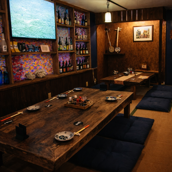 お座敷でくつろながら、お料理・お酒をお楽しみください♪