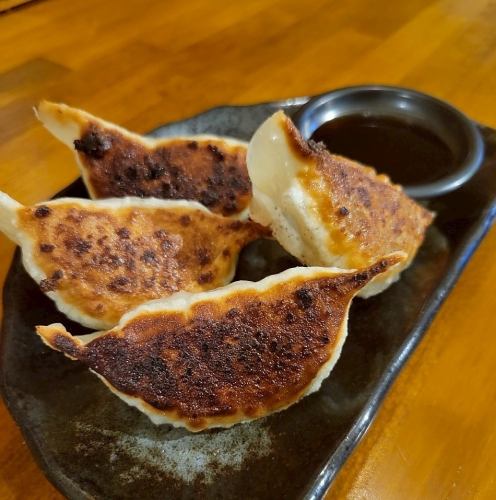 自家製焼き餃子(４ヶ)