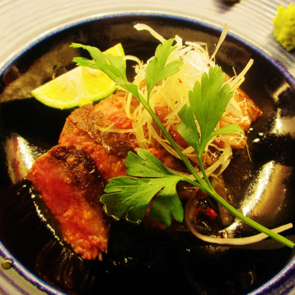 [효고현 산 제철 식재료를 즐길】 고베 쇠고기와 아카시 낮 망 생선, 아와 산의 야채를 사용