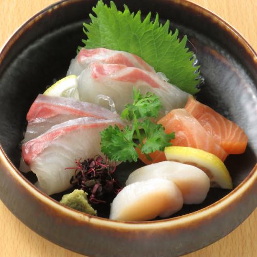 地酒と相性抜群!長州鶏や市場直送の鮮魚