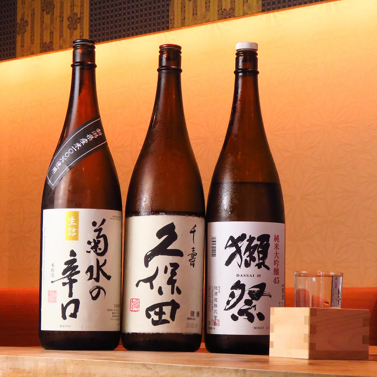 お料理の合う日本酒の品ぞろえも豊富！