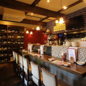 カウンター席が８席あります。