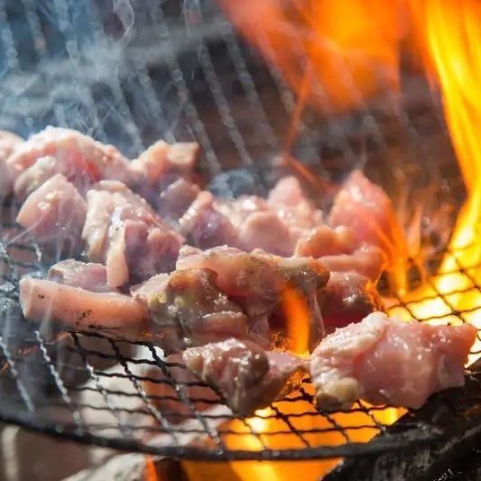 当店のこだわり厳選地鶏の鉄板焼き鳥！！