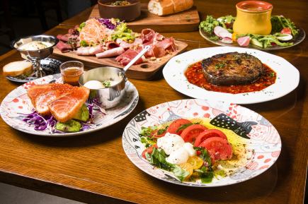 【冬宮套餐】2小時、7道菜、4,500日圓（含稅）