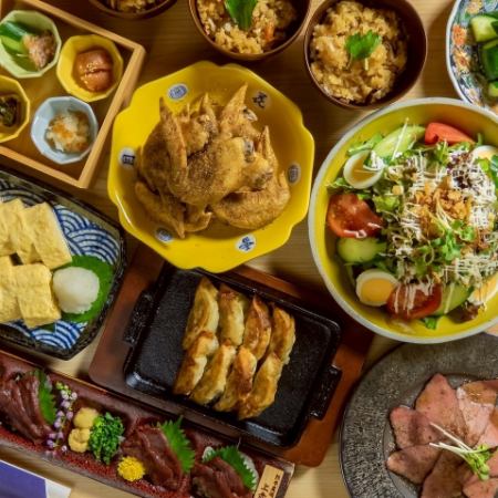 牛タンローストビーフや名物!鉄鍋餃子含む【料理9品+120分飲み放題付き】6000円→5000円コース