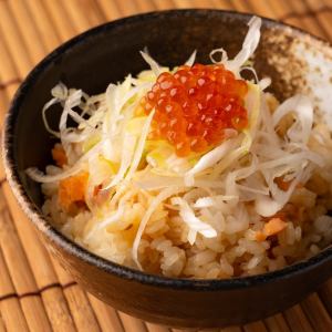 Mixed rice with salmon roe and Shinshu salmon