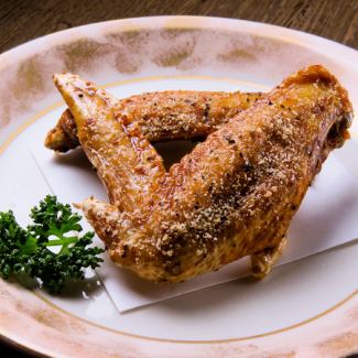 Nagoya cochin chicken wings (deep-fried or salt-grilled)