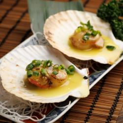 Grilled butter scallops (2 pieces)