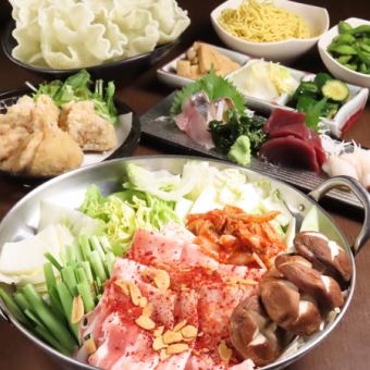 【卷◎套餐】牛內臟火鍋、生魚片、串燒+無限暢飲共9道菜4000日元◆宴會