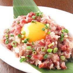 新冠産猟師直送鹿肉ユッケ(低温調理)