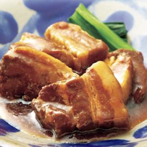 毎日仕込みの豚角煮