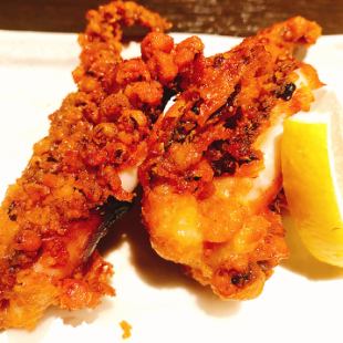 Fried squid with lemon