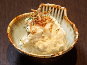 大人の燻製ポテトサラダ