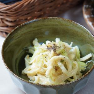 Marinated squid and celery