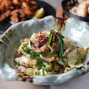 Stir-fried pork with chives