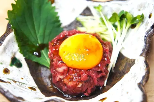 Kumamoto-produced horse meat yukke (raw horse meat dish)