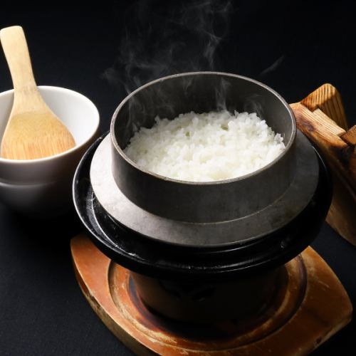 萬屋の炊き立て釜炊きご飯