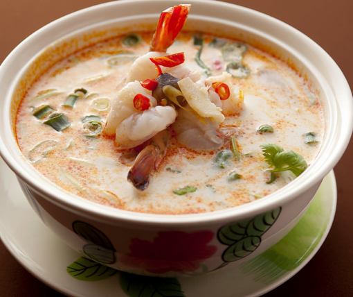 【◆豪華◆全10品】タイのカニ料理の王様もステーキも☆熱帯豪華コース5000円