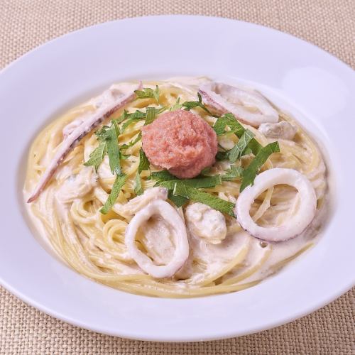 Seafood and cod roe cream sauce