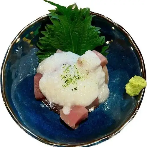 マグロ山かけ