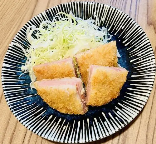 厚切りハムカツ