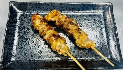鶏もも串2本