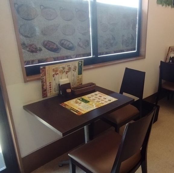 足を伸ばしてゆっくり寛げる和室式お座敷。職場の宴会、ママ会、学生さんの飲み会、なんでもおまかせ★20名様までお座敷での個室貸切にもご対応いたします!【食べ放題2時間2580円(税込)/食べ飲み放題2時間3280円(税込)】※画像系列店