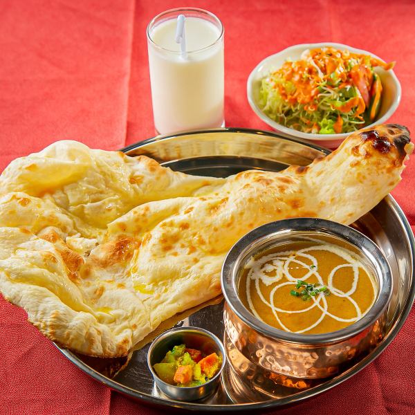 【日替わりセット790円 (税込)】などお得なランチタイムセットあり★