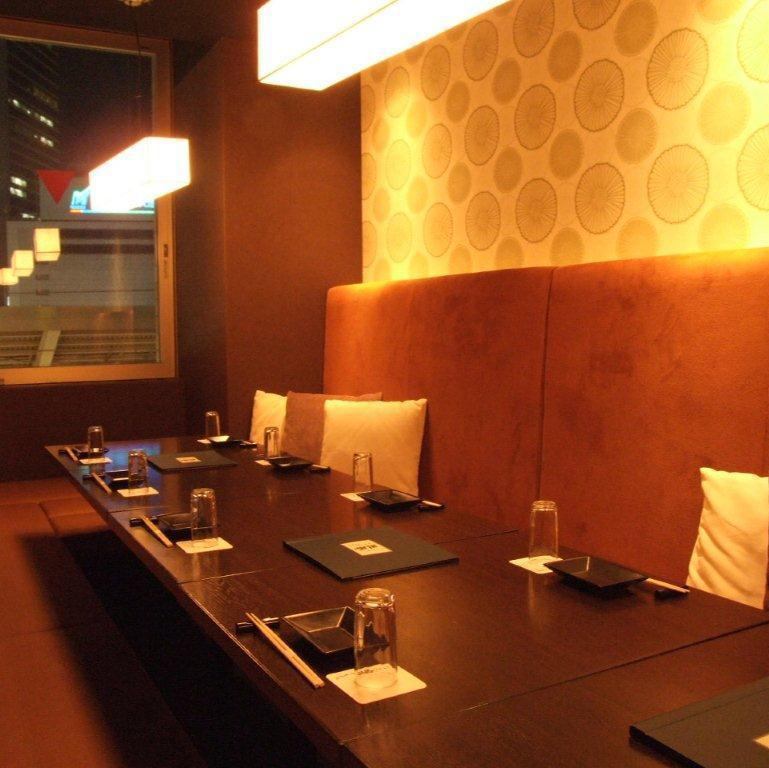 Private rooms for small groups are also available ★ Enjoy a relaxing banquet with authentic roasting and carefully selected shochu ...