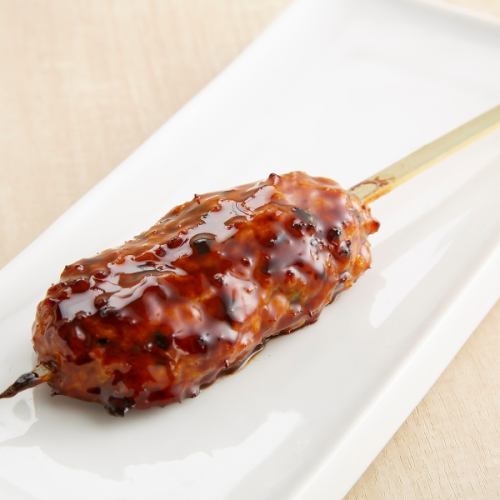Oyama Chicken Cartilage Meatball Skewers (with Sauce)
