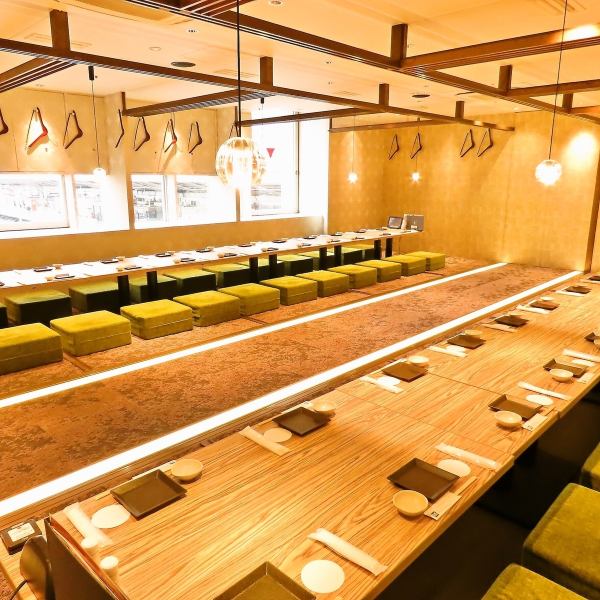 当店は最大60名様まで対応可能、宴会用完全個室も完備しております。名古屋駅より徒歩1分と交通アクセス抜群の居酒屋ですので皆で集まりやすく、全席個室の店内はほかのお客様を気にすることなくお楽しみいただけます。同窓会や二次会、誕生日や記念日など名駅での各種宴会・飲み会なら、是非楽蔵うたげをご利用ください！