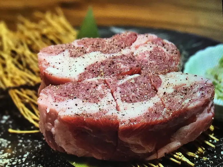 Thick-cut lamb