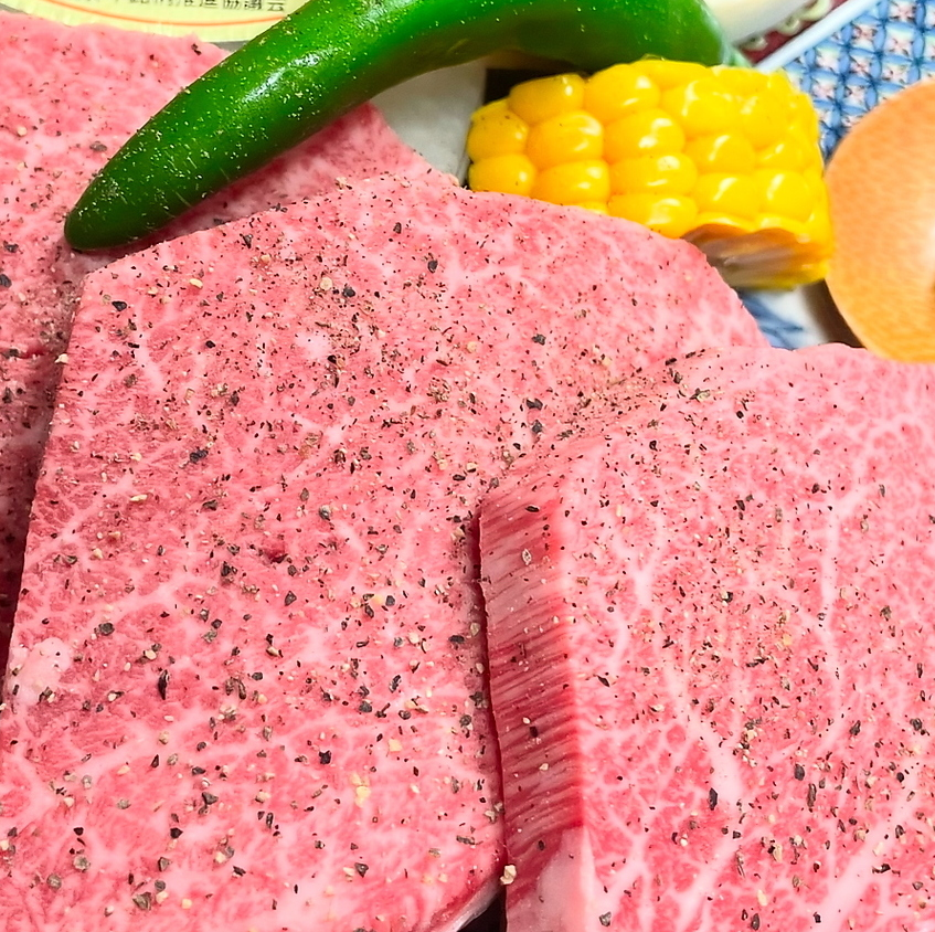 飛騨牛や松阪牛など、厳選されたブランド牛をぜひご賞味ください