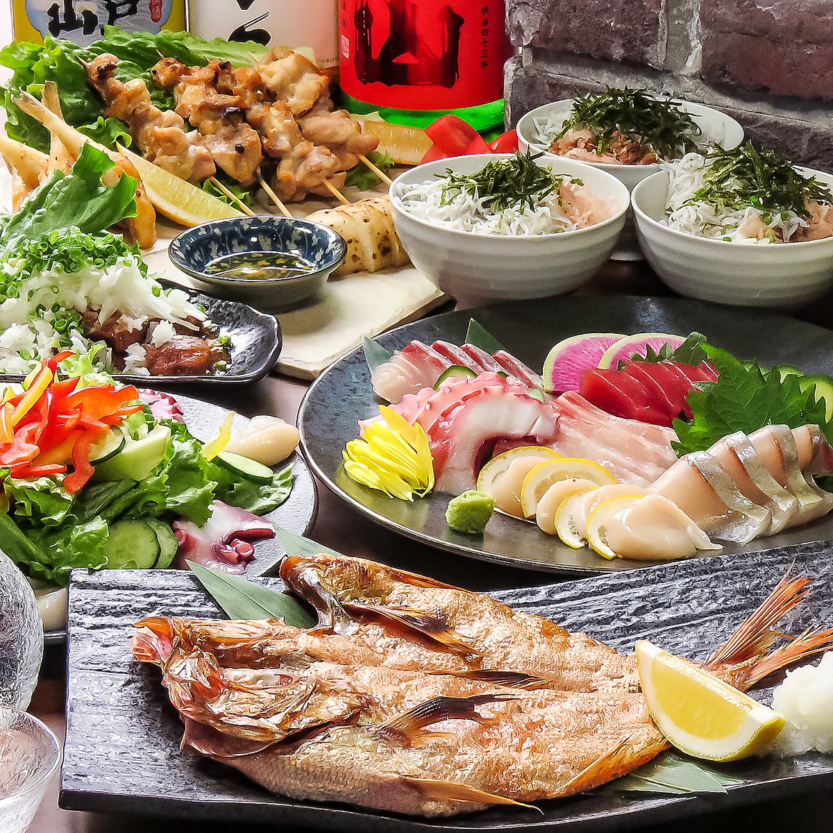 七つの蔵の隠し酒を堪能出来るお洒落な秘密空間で美味しい料理をお楽しみください♪