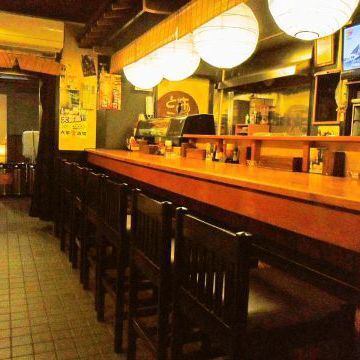 店内は落ち着いた雰囲気で心安らぐ空間♪
