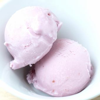 沖縄産　紫芋アイス