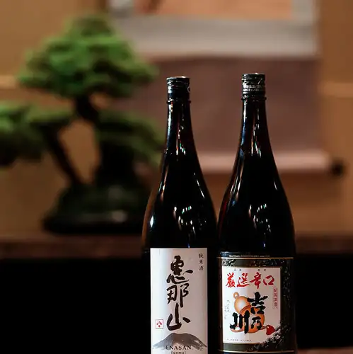 多彩なラインナップで今宵を彩る、大人に寄り添う一杯!