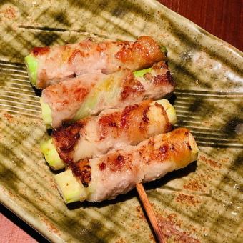 Asparagus pork skewers