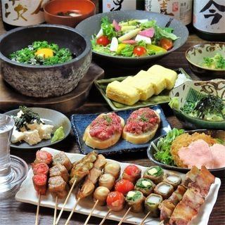 特色菜有蔬菜串、芝麻鰤魚、本店招牌菜等共11道菜，4,950日圓 *僅限食品