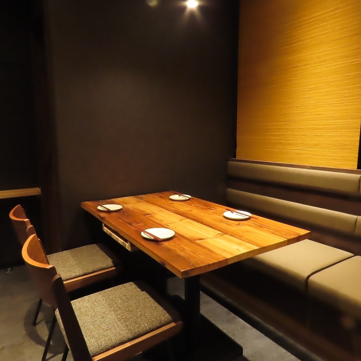 We also welcome couples on dates!