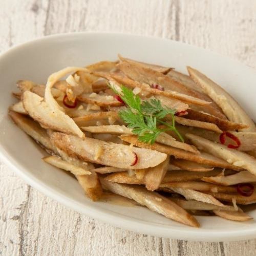 ごぼうのアンチョビバターソテー