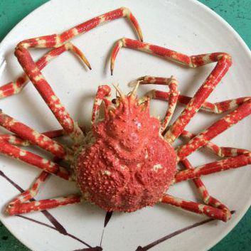 身が抜きやすく、食べやすいので豪快に♪焼き蟹やお刺身で!