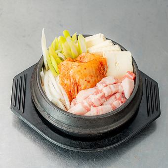 Kimchi Chigae