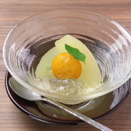 和と洋が融合した、創作料理を楽しめるお店